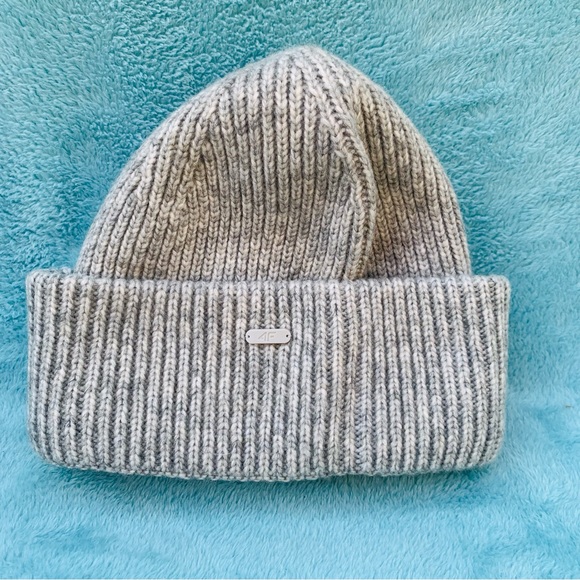 Women's 4F Beanie Cap | Grey | Small - Picture 4 of 9